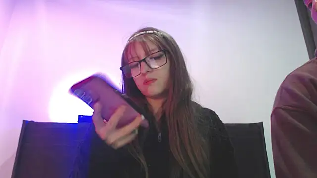 Aurora blossom   online show from 3, 12, 2025