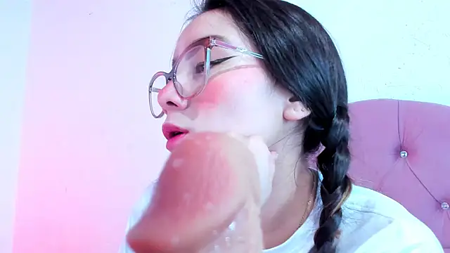 teffy lee online show from 8, 12, 2024