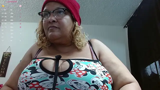 Snapshot of Dubraska1 chatting on 19, 12, 2025 Dubraska1 online show from 19, 12, 2025