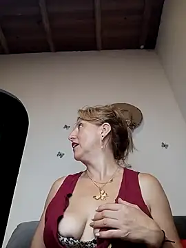 almaluna7 online show from 3, 12, 2024