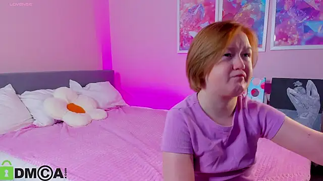 Sara Robinson online show from 12, 11, 2025