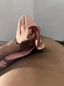 Snapshot of Yolngg chatting on 13, 10, 2025 Yolngg online show from 13, 10, 2025