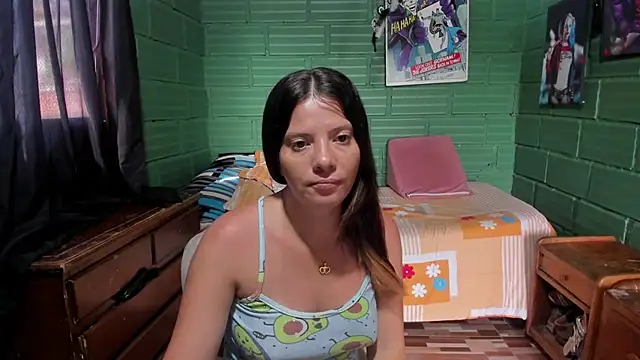 Snapshot of DanaaRey chatting on 7, 7, 2026 DanaaRey online show from 7, 7, 2026