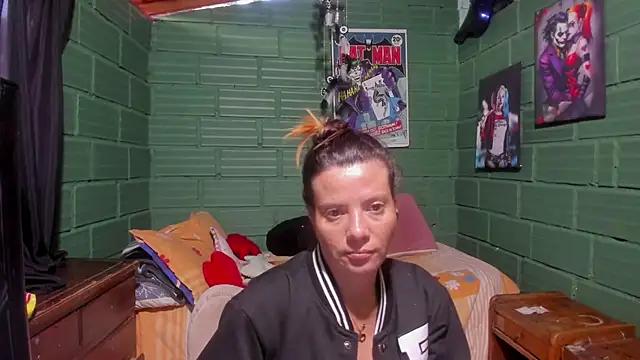 Snapshot of DanaaRey chatting on 11, 7, 2026 DanaaRey online show from 11, 7, 2026