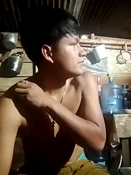 Snapshot of Huebolocko chatting on 2, 3, 2025 Huebolocko online show from 2, 3, 2025