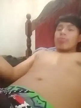 Snapshot of Huebolocko chatting on 18, 10, 2025 Huebolocko online show from 18, 10, 2025