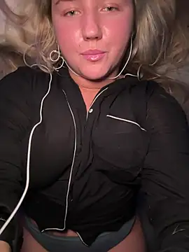 scarletseduction  online show from 1, 2, 2026