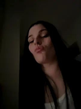 Snapshot of ximena01_ chatting on 24, 11, 2025 ximena01 online show from 24, 11, 2025