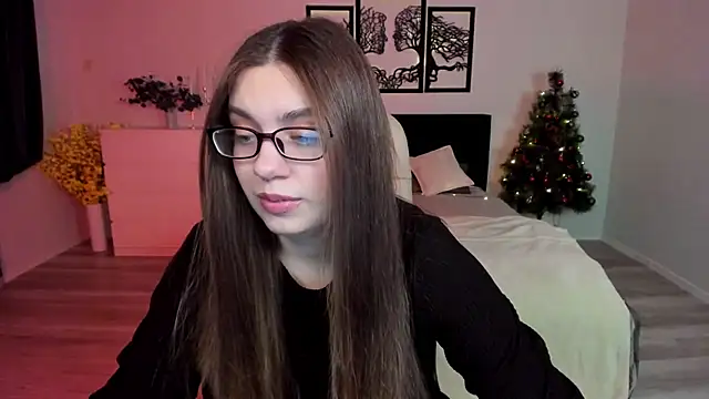 DaniellaLovely online show from 9, 1, 2025