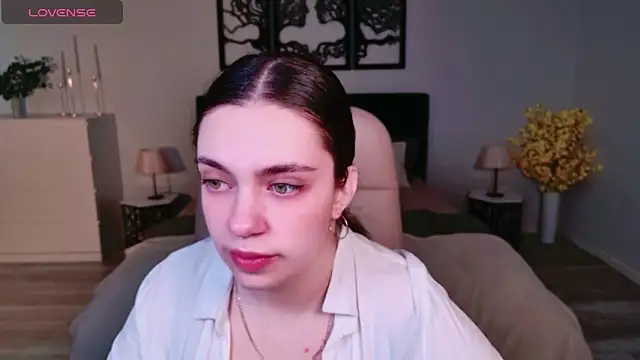 DaniellaLovely online show from 16, 11, 2025