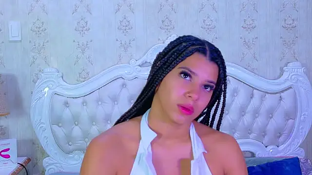 TiaraRosse online show from 19, 9, 2025