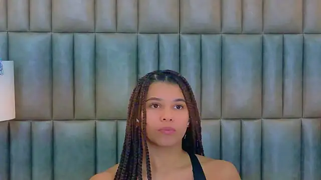 TiaraRosse online show from 10, 2, 2026