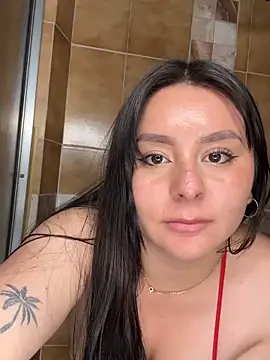 EmaJames25 online show from 16, 4, 2026