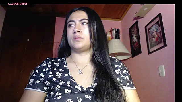 Snapshot of bunnyemilyrose36 chatting on 10, 12, 2024 bunnyemilyrose36 online show from 10, 12, 2024