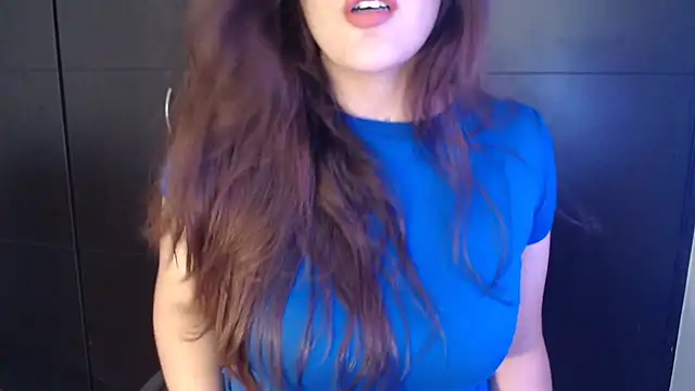 AdharaLujan online show from 28, 2, 2026