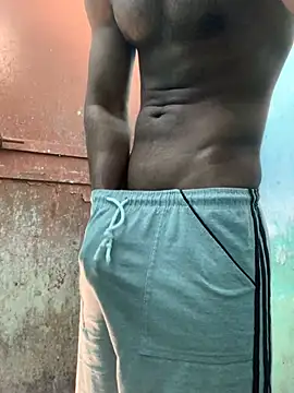 Vampire xoxo online show from 17, 2, 2025