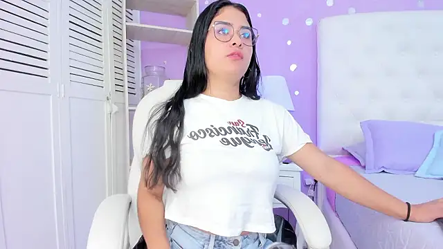 scarlette 15  online show from 3, 2, 2026