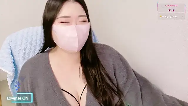 Snapshot of yukinko_o_ chatting on 18, 11, 2025 yukinko o online show from 18, 11, 2025