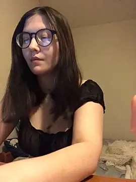 Prudie Gabriella online show from 4, 1, 2025