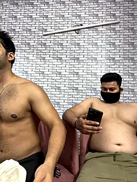 Snapshot of John_desihunk chatting on 19, 10, 2025 John desihunk online show from 19, 10, 2025