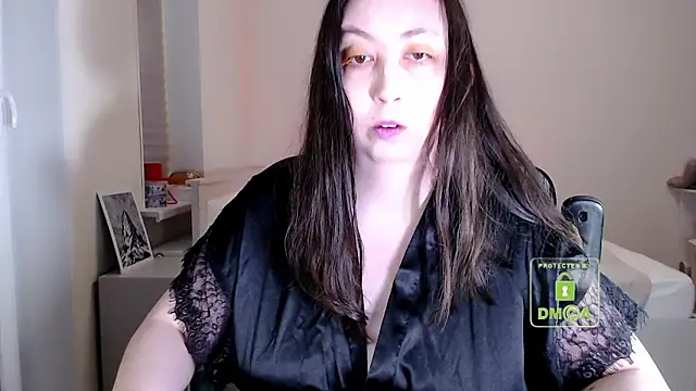 cute and hot online show from 6, 3, 2026