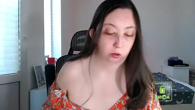 Snapshot of cute_and_hot chatting on 14, 5, 2026 cute and hot online show from 14, 5, 2026