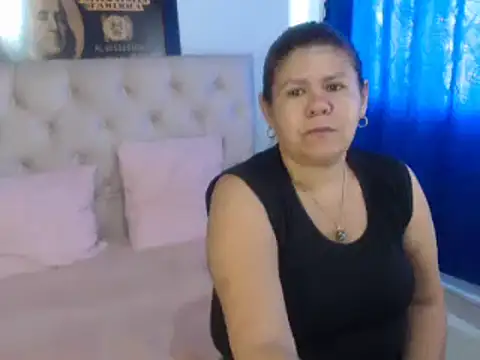 NATHYHOTT online show from 13, 1, 2025