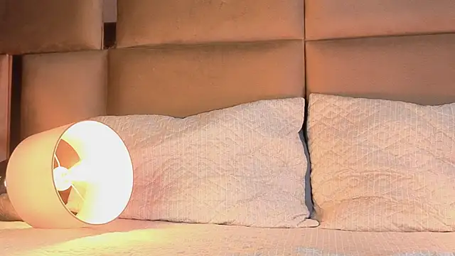 angelinepossy online show from 12, 1, 2026