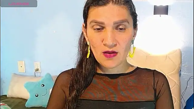 Snapshot of venus_swet_ chatting on 5, 10, 2025 venus swet  online show from 5, 10, 2025