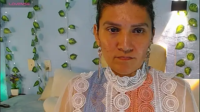 Snapshot of venus_swet_ chatting on 19, 10, 2025 venus swet  online show from 19, 10, 2025