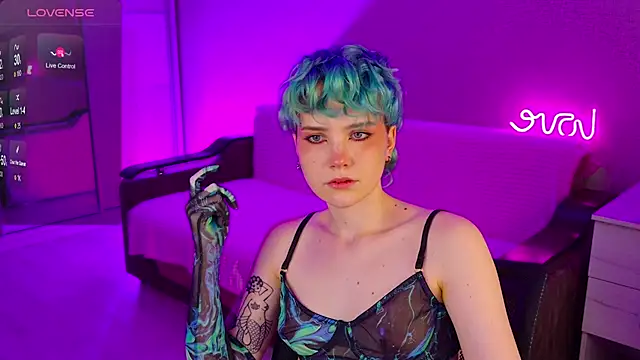 Snapshot of School_Love chatting on 3, 12, 2024 School Love online show from 3, 12, 2024