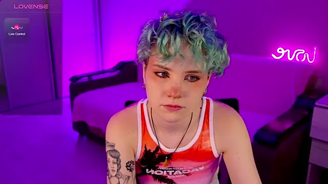 Snapshot of School_Love chatting on 20, 12, 2024 School Love online show from 20, 12, 2024