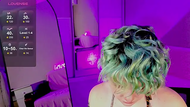 Snapshot of School_Love chatting on 22, 1, 2025 School Love online show from 22, 1, 2025