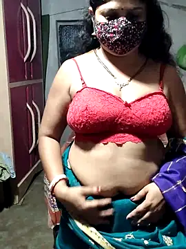Snapshot of Mourani24 chatting on 21, 4, 2026 Mourani24 online show from 21, 4, 2026