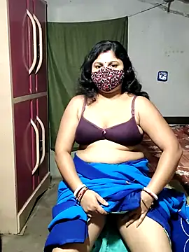 Snapshot of Mourani24 chatting on 3, 5, 2026 Mourani24 online show from 3, 5, 2026