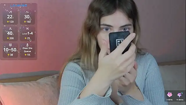 chloi hes online show from 8, 12, 2024