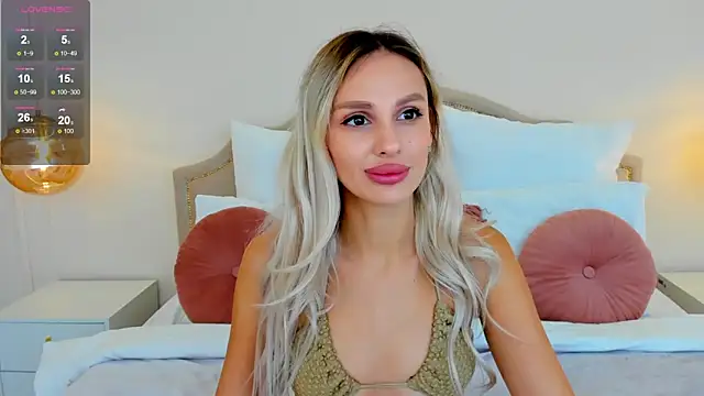 Snapshot of MissLoou chatting on 15, 9, 2025 MissLoou online show from 15, 9, 2025