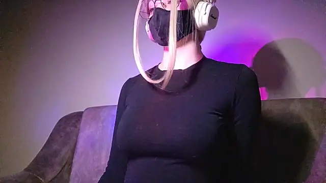 DanaWard online show from 10, 4, 2026