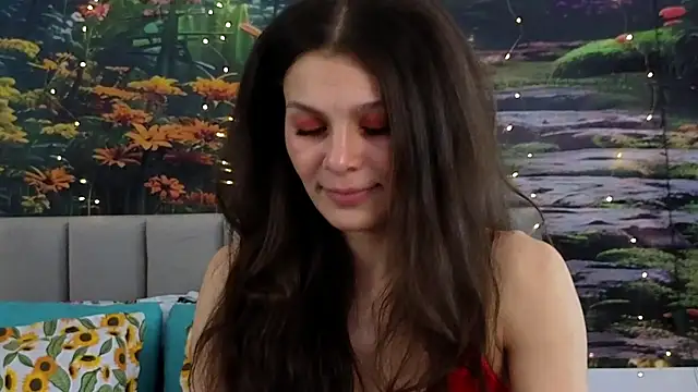 Snapshot of MadameDeFeu chatting on 4, 1, 2025 MadameDeFeu online show from 4, 1, 2025