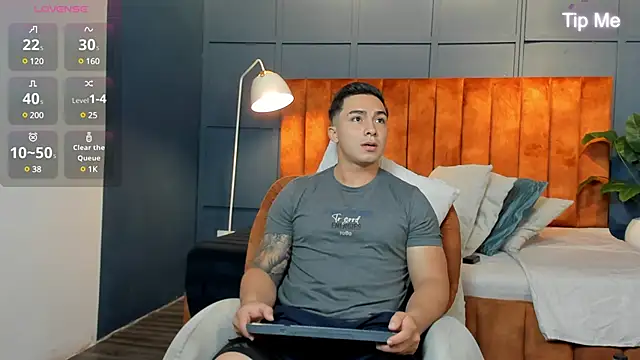 Snapshot of Ryan_Hunt chatting on 28, 1, 2025 Ryan Hunt online show from 28, 1, 2025