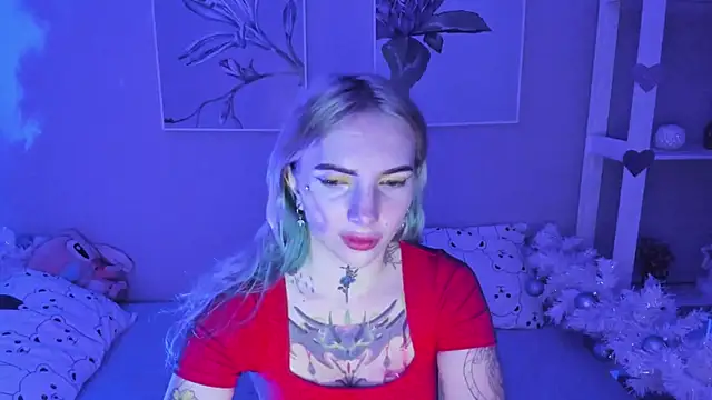 Snapshot of AnneTenet chatting on 22, 12, 2024 AnneTenet online show from 22, 12, 2024