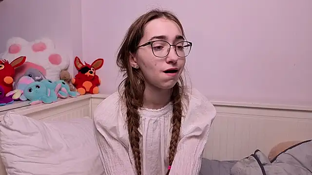 PollyBeev online show from 29, 5, 2026