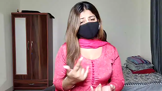 Hoty-Shivangi online show from 12, 3, 2026