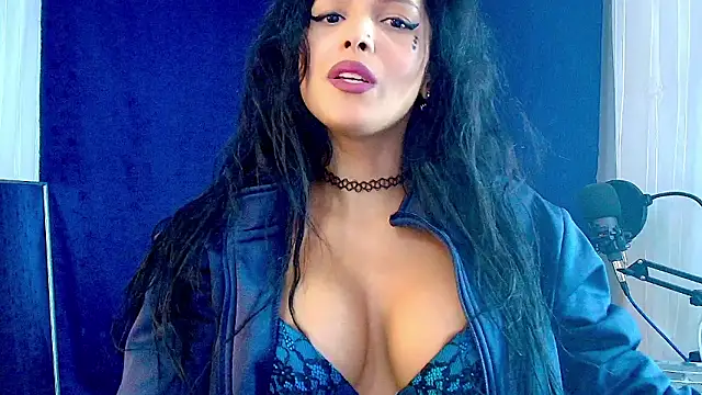 MOMMYJEVAA online show from 8, 3, 2026