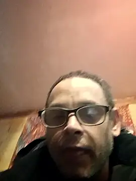 Buffshagswell online show from 4, 12, 2025