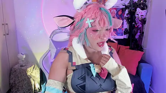 Snapshot of cutepie_uwu_ chatting on 3, 10, 2025 cutepie uwu online show from 3, 10, 2025