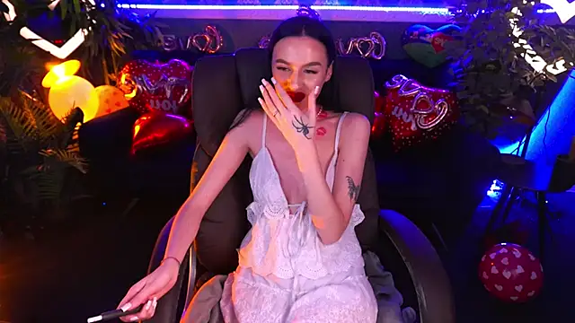 Snow WhiteeeX online show from 14, 2, 2025