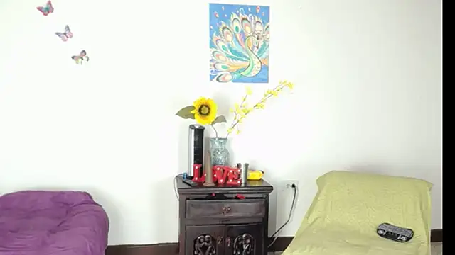 Snapshot of Madison__12 chatting on 25, 12, 2024 Madison  12 online show from 25, 12, 2024