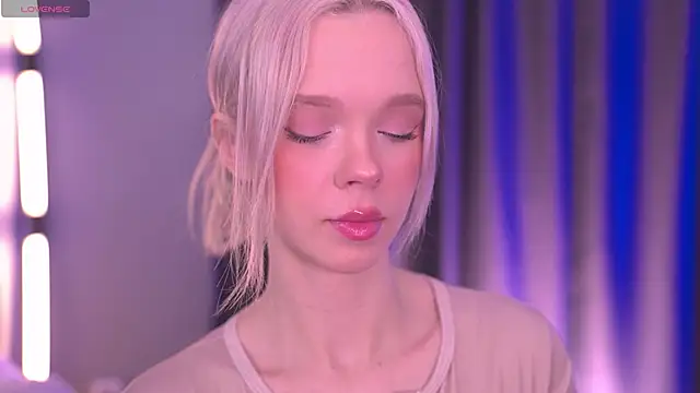  AlinaBailey online show from 30, 5, 2026
