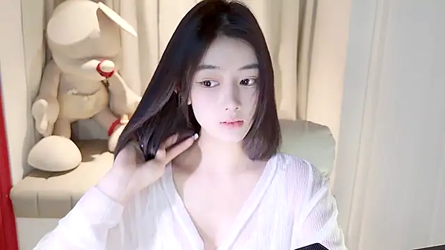 Snapshot of initial-lucky chatting on 3, 1, 2025 initial-lucky online show from 3, 1, 2025